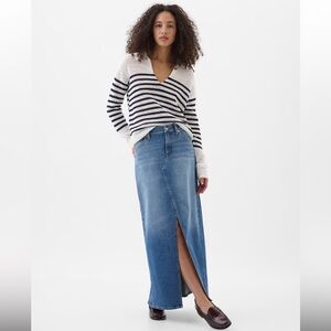 Gap Denim Maxi Skirt Size 4/27